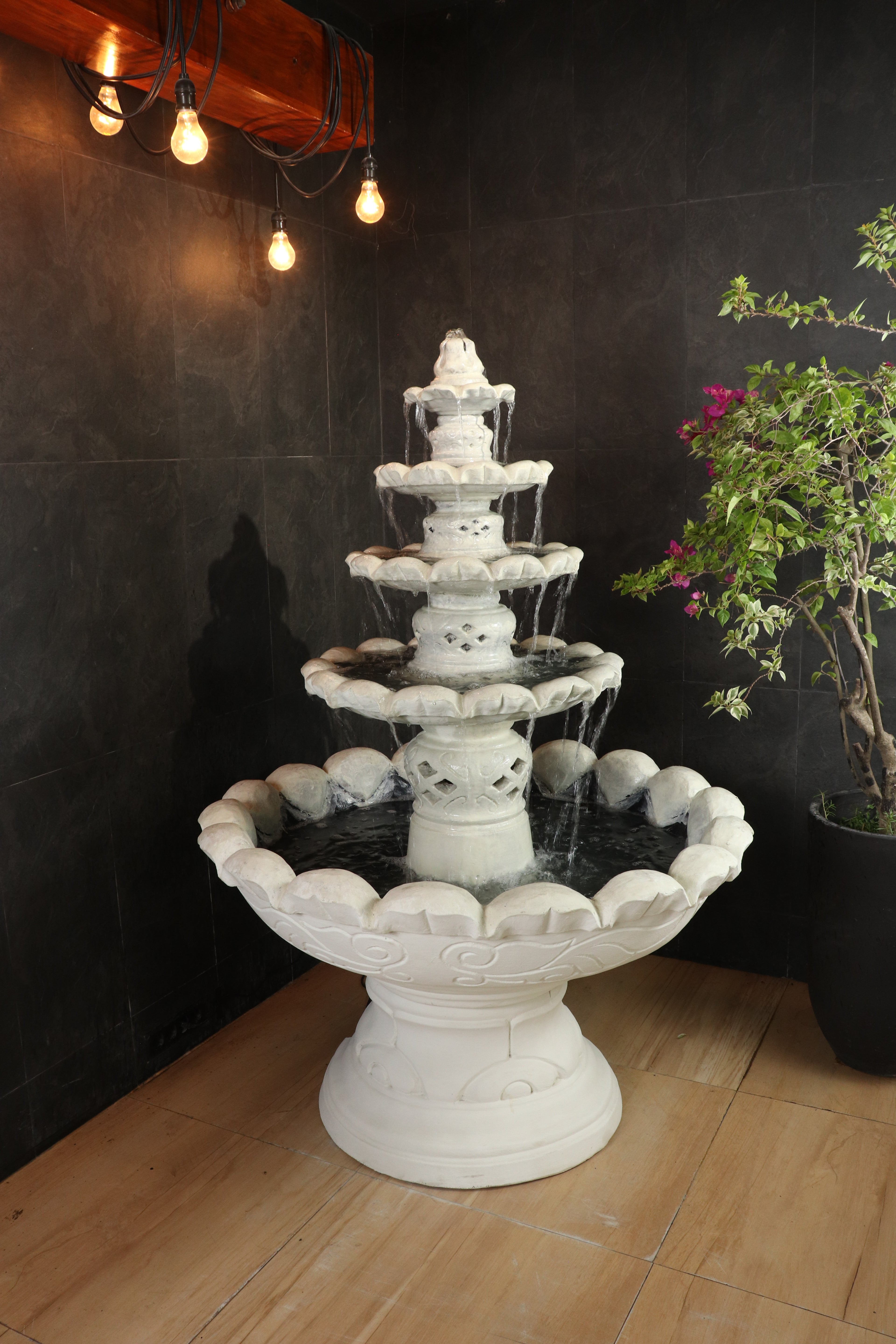 Monaco Fountain (self contained)